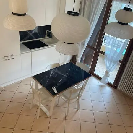 C'amare Nel Cuore Di Apartment